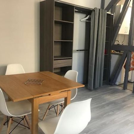 Vieux Marche Apartment รูออง ภายนอก รูปภาพ